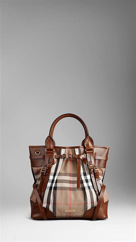 burberry negozio londra|burberry sito ufficiale borse.